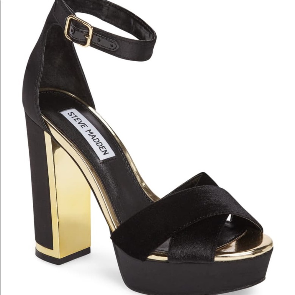 Steve Madden Black and Gold platform sandals
